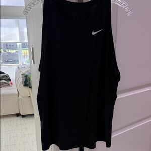 Nike Women's Black Sleeveless Tank